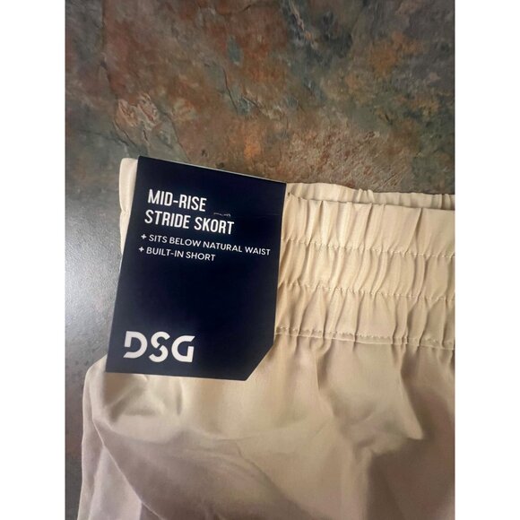 DSG Beige Mid-Rise Stride Skort‎ With Built-In Shorts Size S - Picture 3 of 9